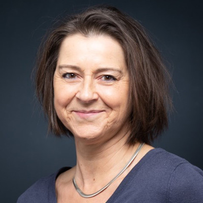 Porträtfoto von Claudia Schneider